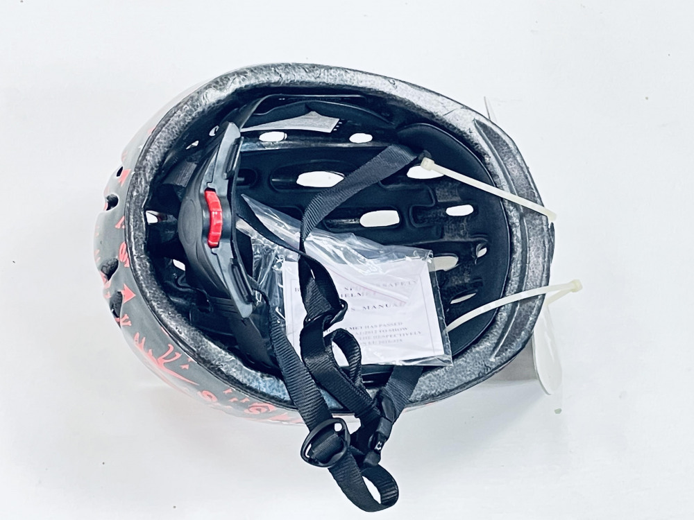 Шлем Lorak детский 41573 size M(52-56cm) Black/Red, код 41573